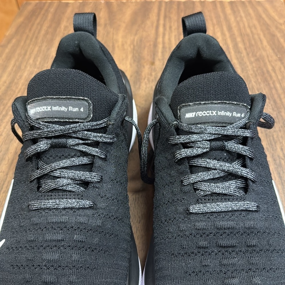 Nike react X infinity run 4….size 10